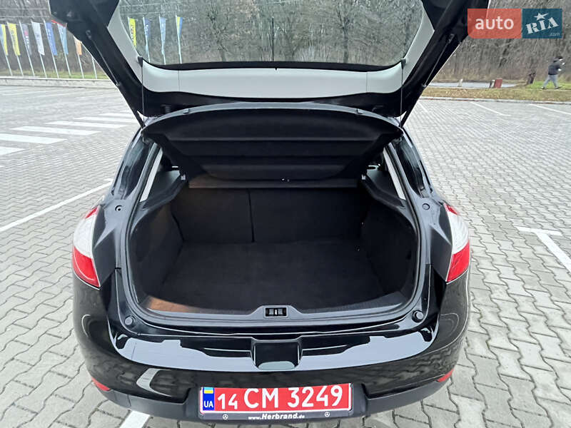 Хэтчбек Renault Megane 2011 в Виннице фото 47 Хэтчбек Renault Megane 2011 в Виннице