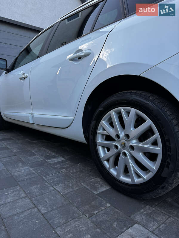 Универсал Renault Megane 2013 в Полтаве фото 18 Универсал Renault Megane 2013 в Полтаве