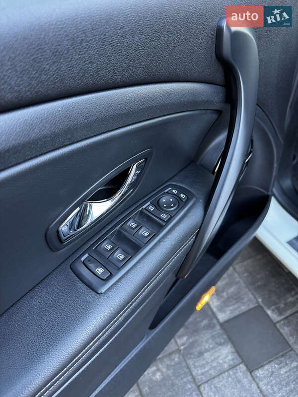 Универсал Renault Megane 2013 в Полтаве фото 25 Универсал Renault Megane 2013 в Полтаве