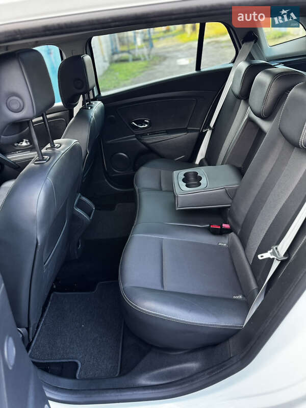 Универсал Renault Megane 2013 в Полтаве фото 37 Универсал Renault Megane 2013 в Полтаве