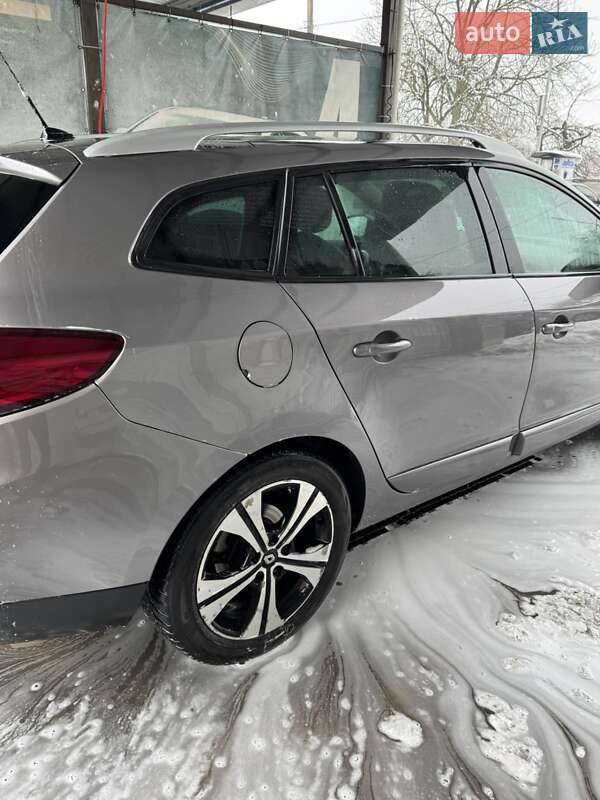 Универсал Renault Megane 2012 в Мервичах