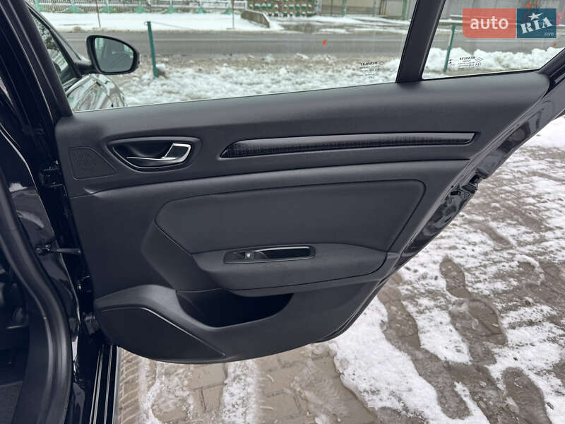 Універсал Renault Megane 2017 в Лопатині