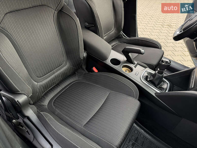 Универсал Renault Megane 2017 в Киеве