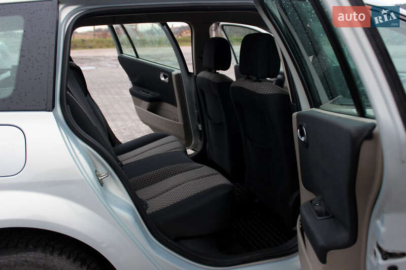 Универсал Renault Megane 2004 в Кременце