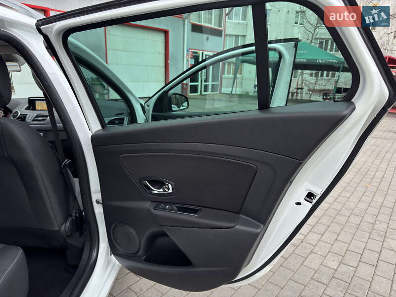 Универсал Renault Megane 2015 в Хмельницком фото 13 Универсал Renault Megane 2015 в Хмельницком