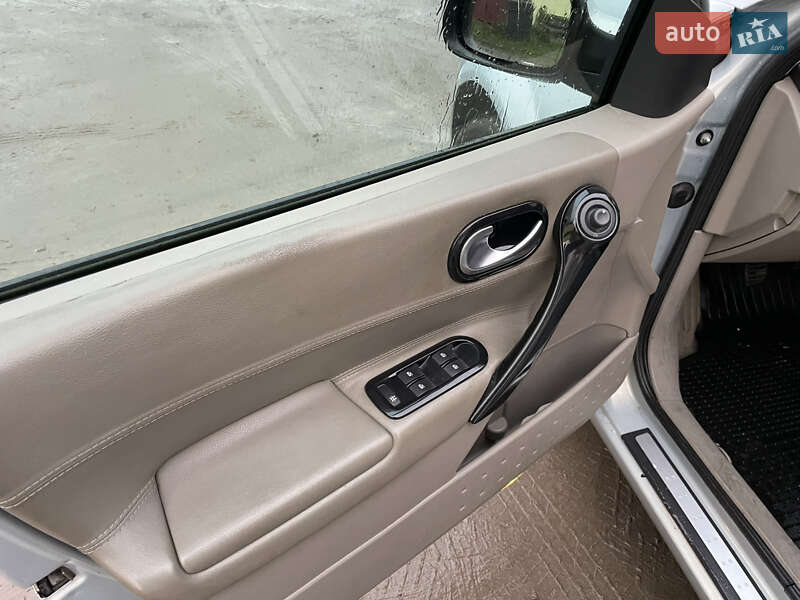 Универсал Renault Megane 2003 в Красилове фото 32 Универсал Renault Megane 2003 в Красилове