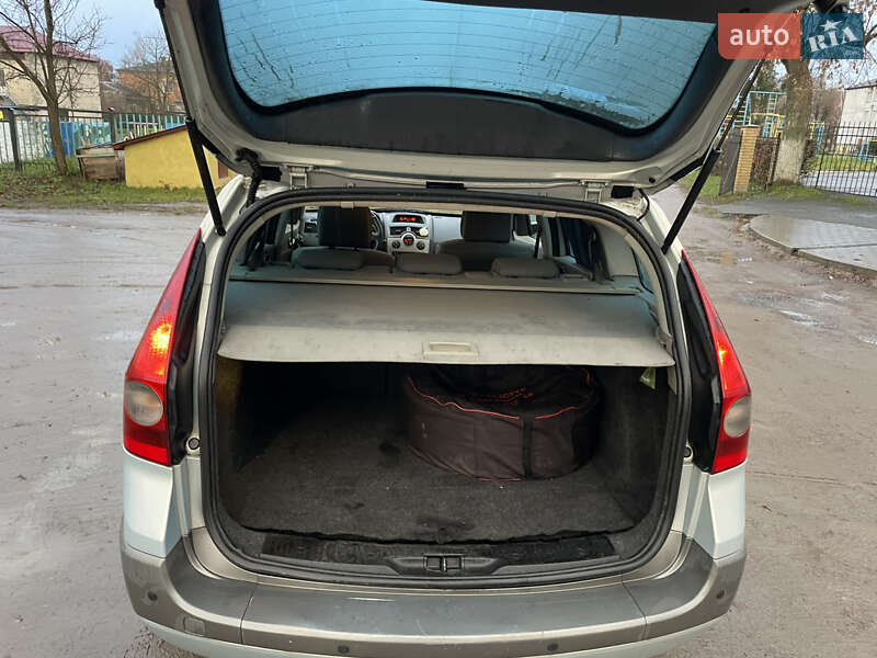 Универсал Renault Megane 2003 в Красилове фото 54 Универсал Renault Megane 2003 в Красилове