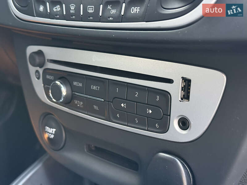 Универсал Renault Megane 2014 в Днепре фото 23 Универсал Renault Megane 2014 в Днепре