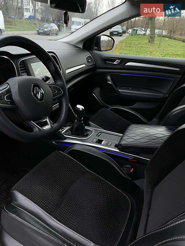 Универсал Renault Megane 2017 в Киеве фото 8 Универсал Renault Megane 2017 в Киеве