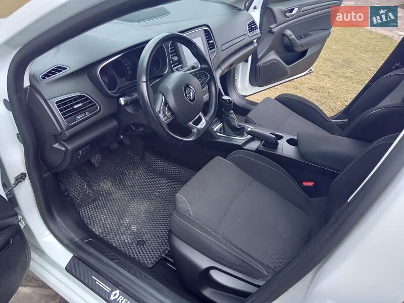 Универсал Renault Megane 2017 в Хоросткове