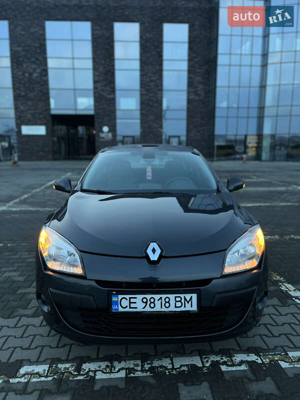 Хэтчбек Renault Megane 2011 в Черновцах