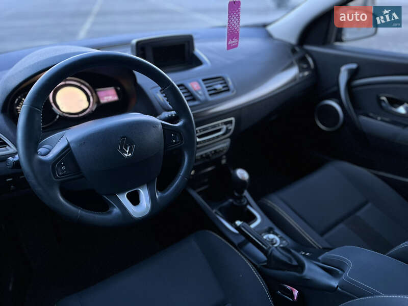 Хэтчбек Renault Megane 2011 в Черновцах