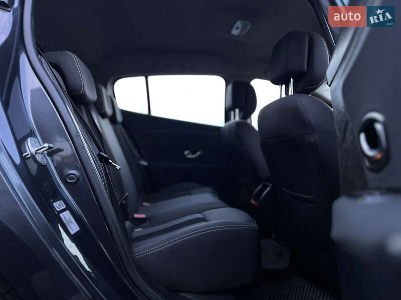 Хэтчбек Renault Megane 2011 в Черновцах