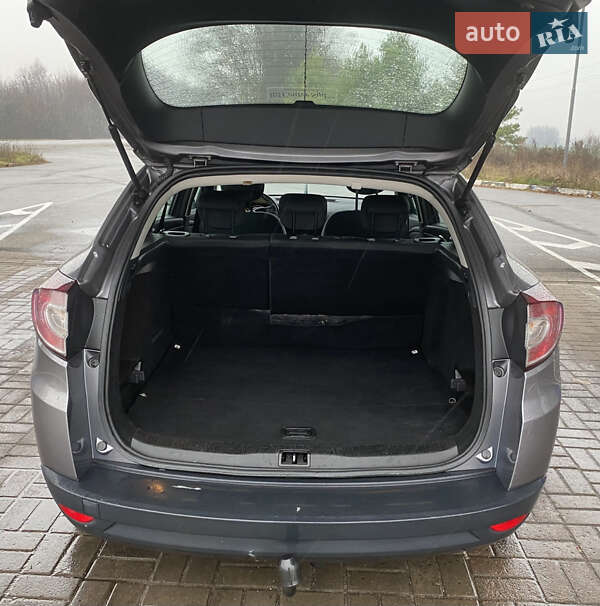 Универсал Renault Megane 2010 в Мене