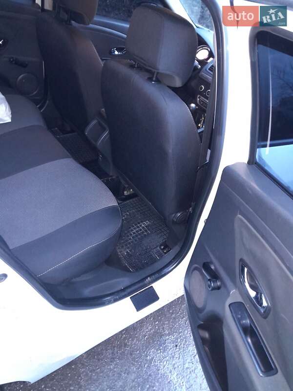 Хэтчбек Renault Megane 2012 в Харькове