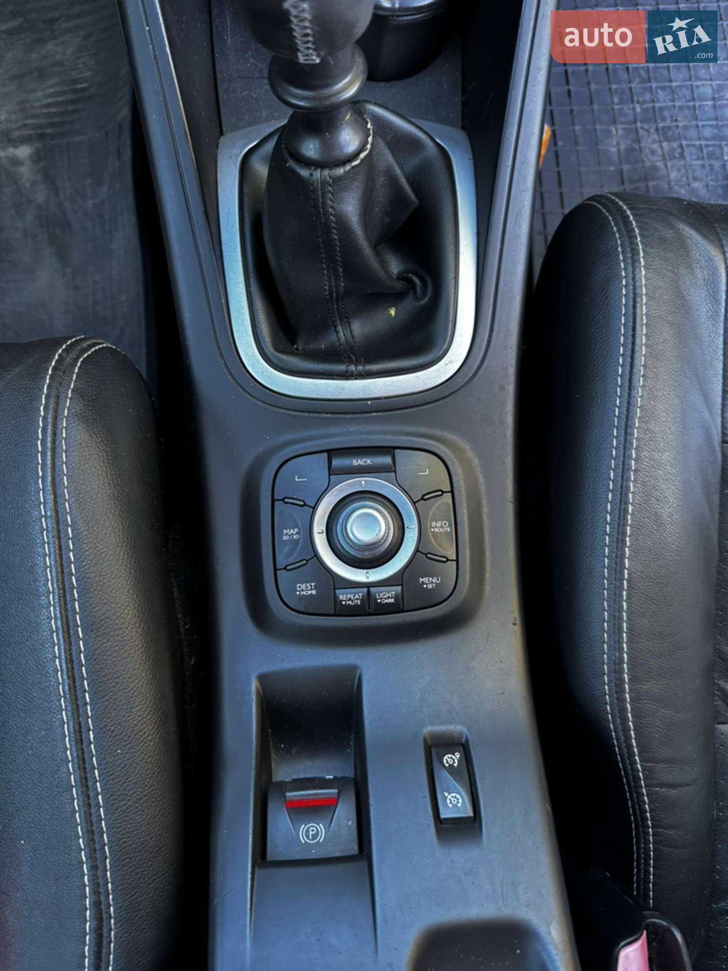 2010 Renault Megane - мініатюра 10
