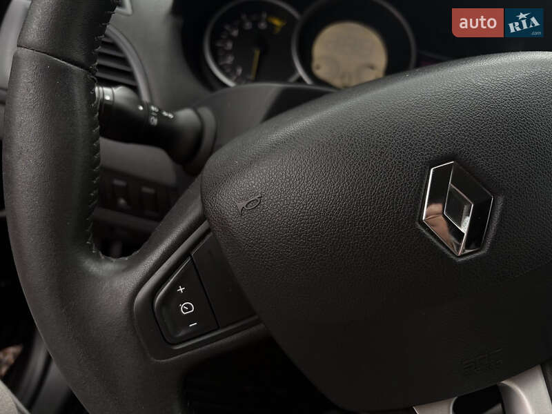 Универсал Renault Megane 2011 в Харькове фото 23 Универсал Renault Megane 2011 в Харькове