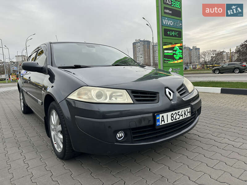 Седан Renault Megane 2006 в Києві фото 11 Седан Renault Megane 2006 в Києві