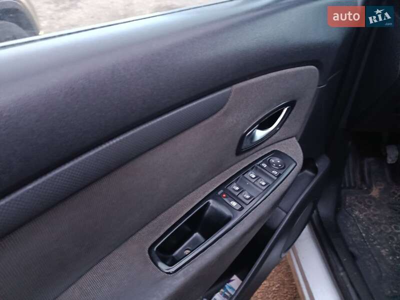 Универсал Renault Megane 2011 в Первомайске фото 6 Универсал Renault Megane 2011 в Первомайске