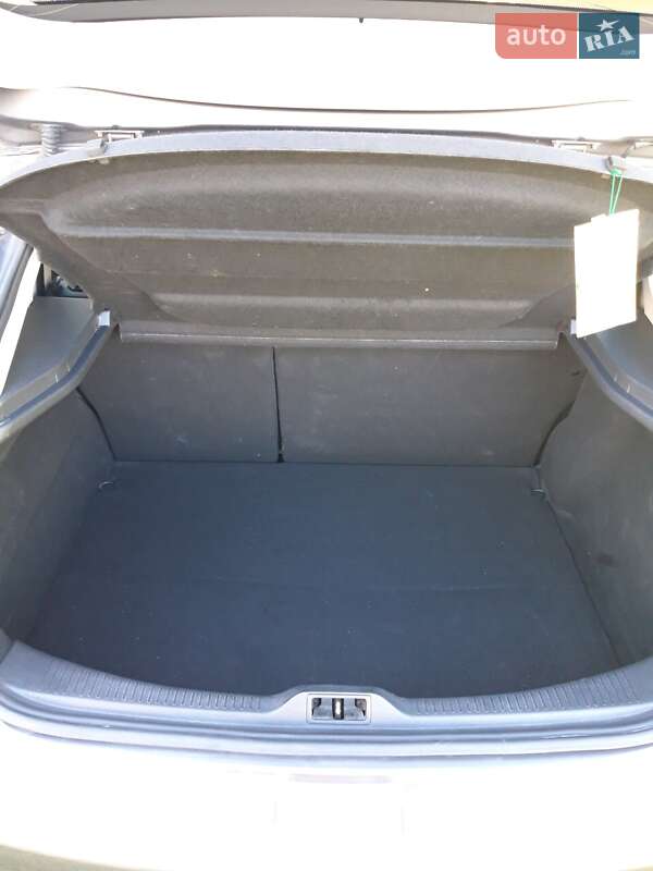 Хетчбек Renault Megane 2012 в Луцьку фото 5 Хетчбек Renault Megane 2012 в Луцьку
