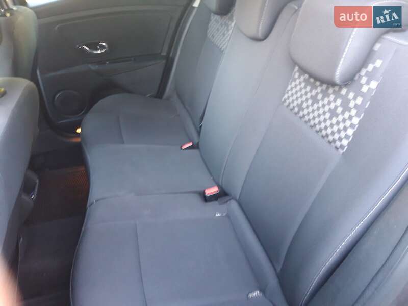 Хетчбек Renault Megane 2012 в Луцьку фото 13 Хетчбек Renault Megane 2012 в Луцьку