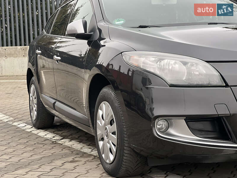 Универсал Renault Megane 2010 в Луцке фото 15 Универсал Renault Megane 2010 в Луцке