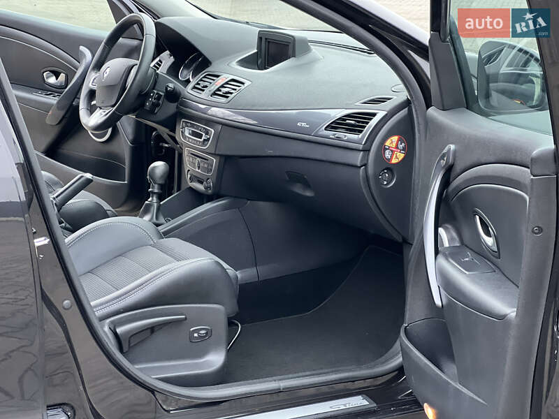 Универсал Renault Megane 2010 в Луцке фото 51 Универсал Renault Megane 2010 в Луцке