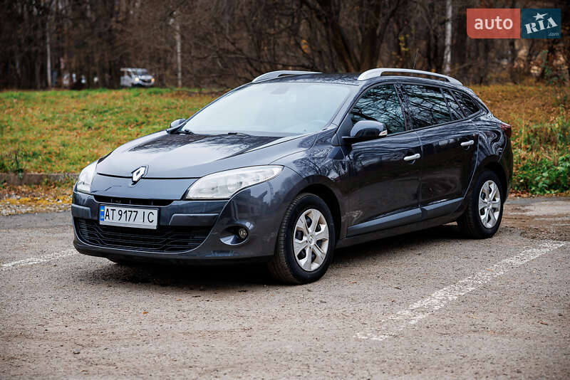 Универсал Renault Megane 2012 в Ивано-Франковске фото 3 Универсал Renault Megane 2012 в Ивано-Франковске