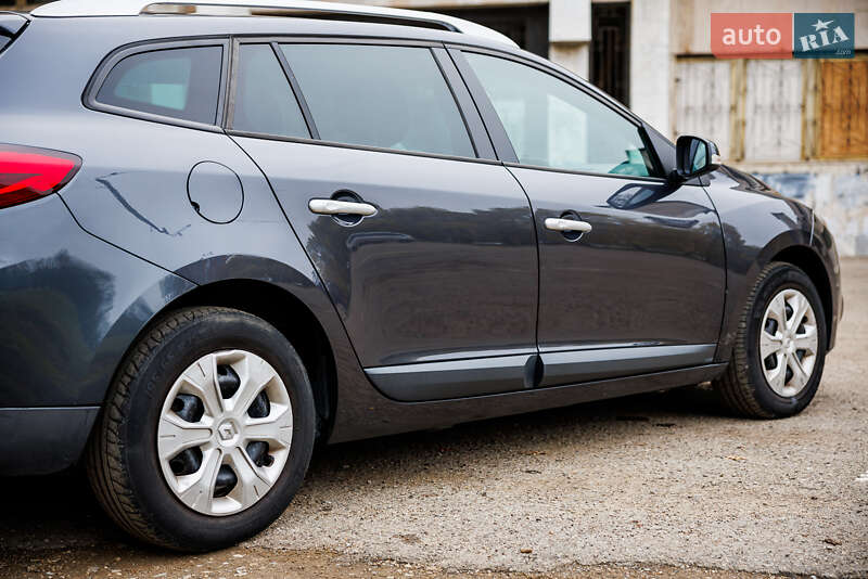 Универсал Renault Megane 2012 в Ивано-Франковске фото 15 Универсал Renault Megane 2012 в Ивано-Франковске