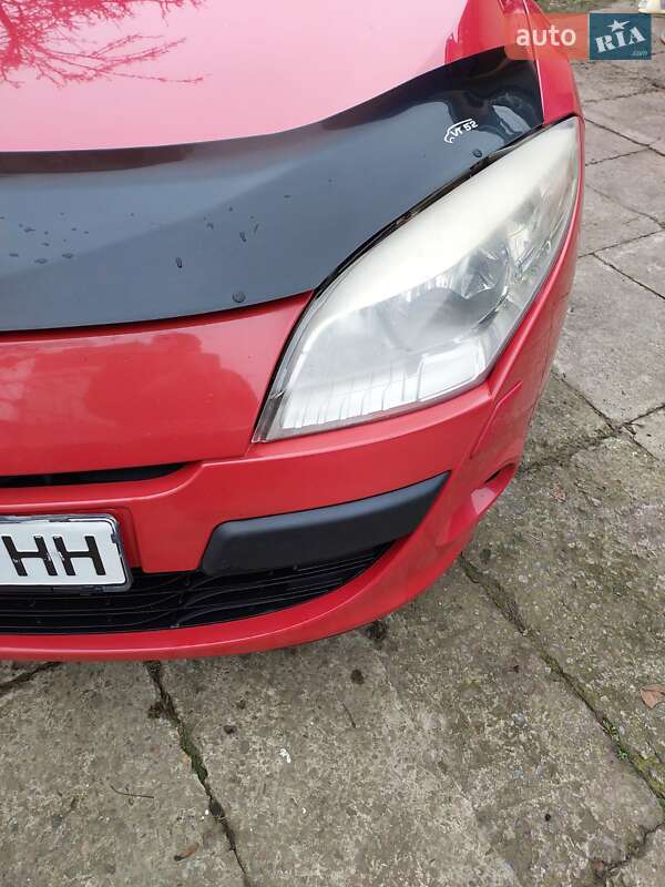 Хэтчбек Renault Megane 2010 в Ивано-Франковске фото 20 Хэтчбек Renault Megane 2010 в Ивано-Франковске