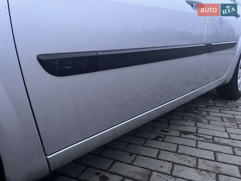 Универсал Renault Megane 2005 в Тернополе фото 34 Универсал Renault Megane 2005 в Тернополе