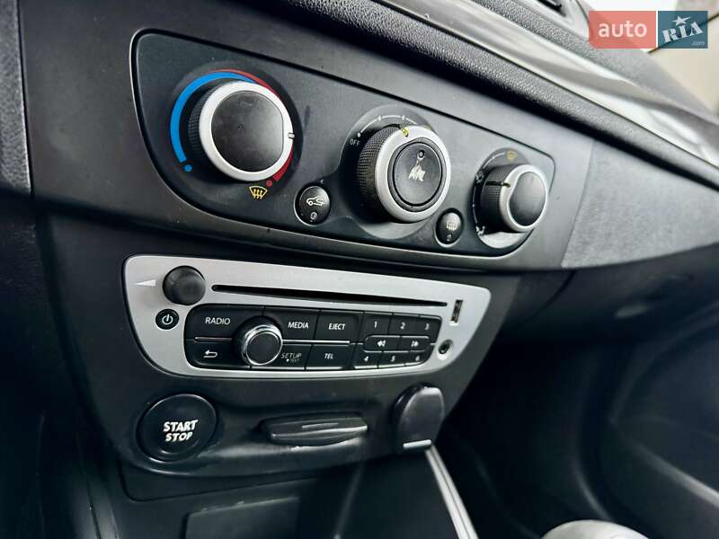 Универсал Renault Megane 2015 в Киеве