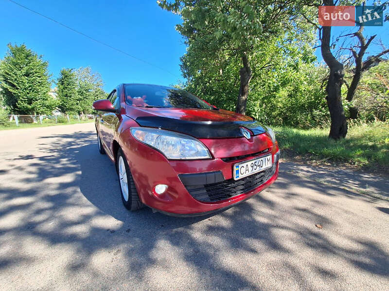 Купе Renault Megane 2010 в Дашеве фото 2 Купе Renault Megane 2010 в Дашеве