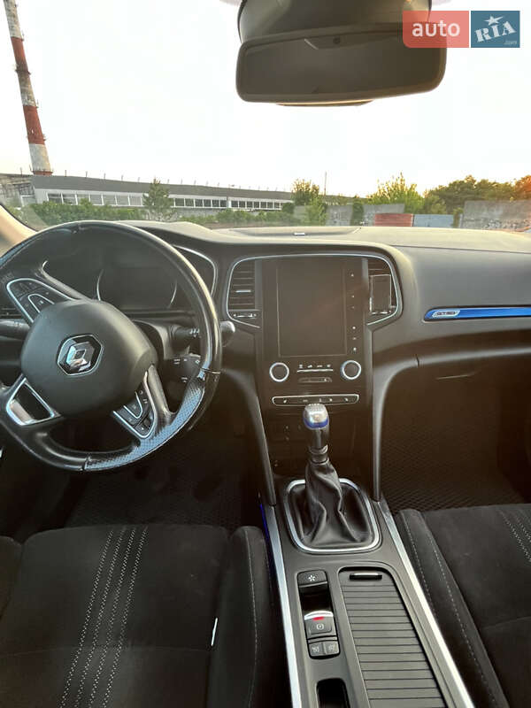Универсал Renault Megane 2016 в Запорожье фото 11 Универсал Renault Megane 2016 в Запорожье