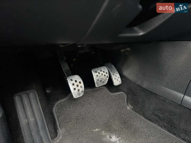 Универсал Renault Megane 2013 в Ковеле фото 32 Универсал Renault Megane 2013 в Ковеле