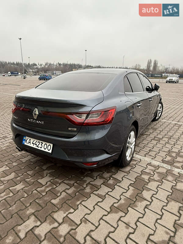 Седан Renault Megane 2017 в Киеве фото 4 Седан Renault Megane 2017 в Киеве