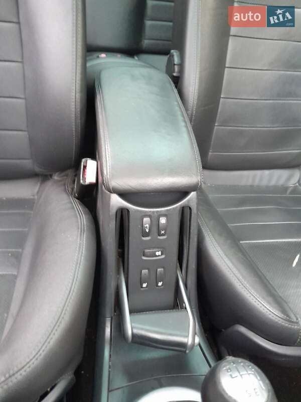 Кабриолет Renault Megane 2007 в Днепре