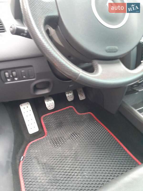 Кабриолет Renault Megane 2007 в Днепре