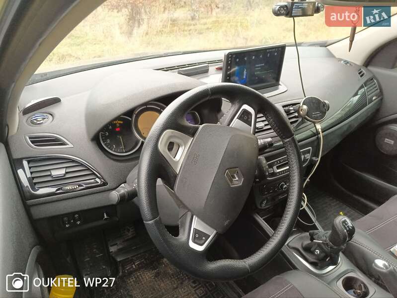 Универсал Renault Megane 2011 в Ладыжине фото 5 Универсал Renault Megane 2011 в Ладыжине
