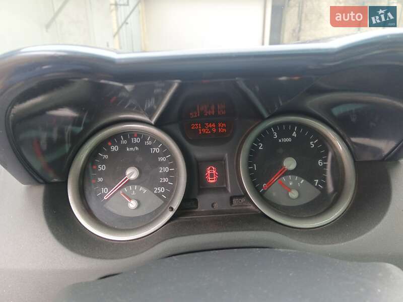 Кабриолет Renault Megane 2005 в Харькове фото 4 Кабриолет Renault Megane 2005 в Харькове