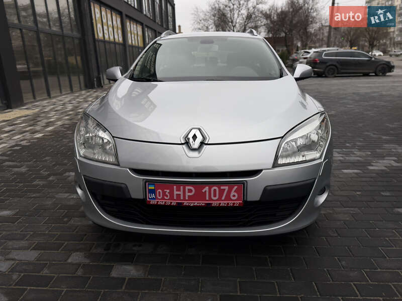 Универсал Renault Megane 2009 в Полтаве фото 4 Универсал Renault Megane 2009 в Полтаве