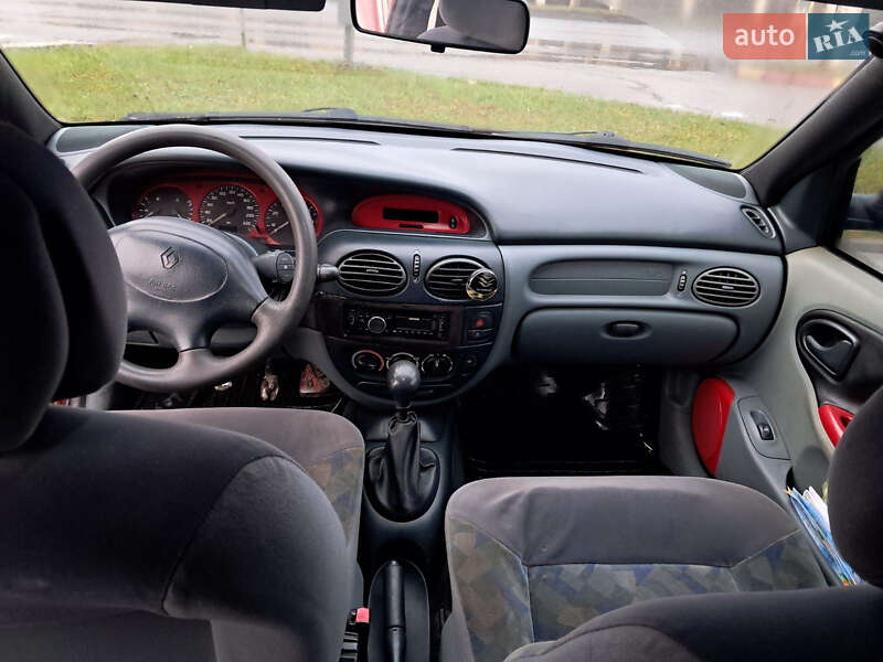 Хэтчбек Renault Megane 1998 в Виннице