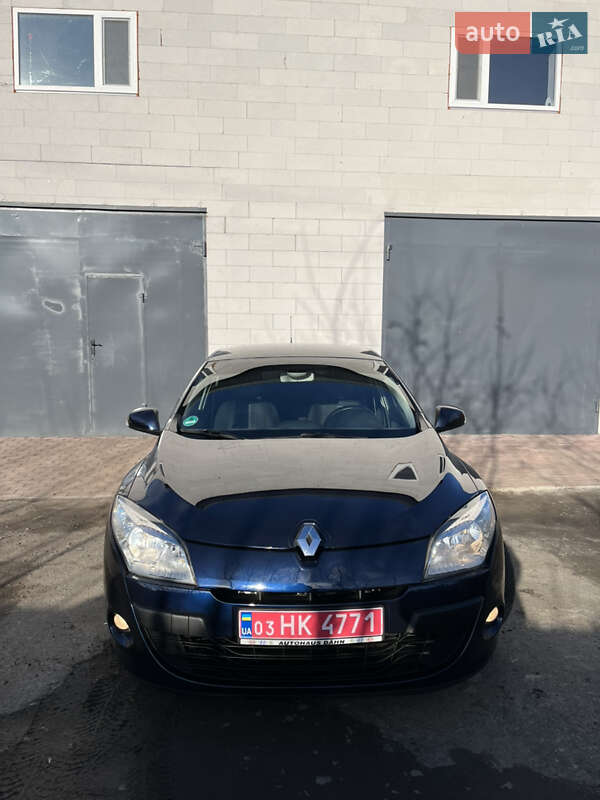 Хэтчбек Renault Megane 2009 в Хороле фото 12 Хэтчбек Renault Megane 2009 в Хороле