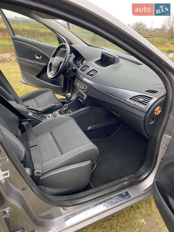 Универсал Renault Megane 2014 в Дубно фото 11 Универсал Renault Megane 2014 в Дубно