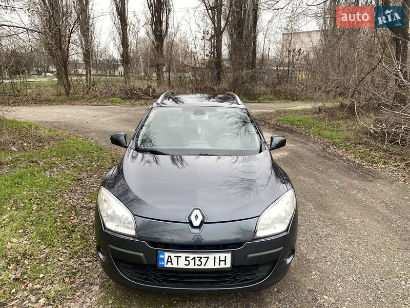 Универсал Renault Megane 2010 в Кривом Роге фото 2 Универсал Renault Megane 2010 в Кривом Роге