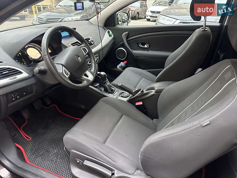 Купе Renault Megane 2012 в Киеве