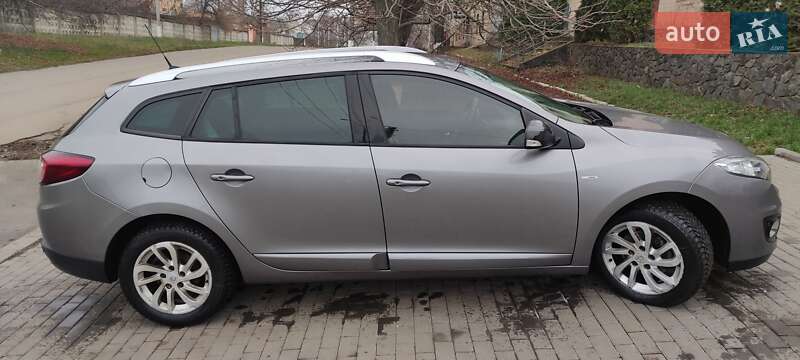 Универсал Renault Megane 2013 в Новоархангельске фото 10 Универсал Renault Megane 2013 в Новоархангельске