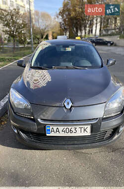 Хэтчбек Renault Megane 2013 в Ирпене