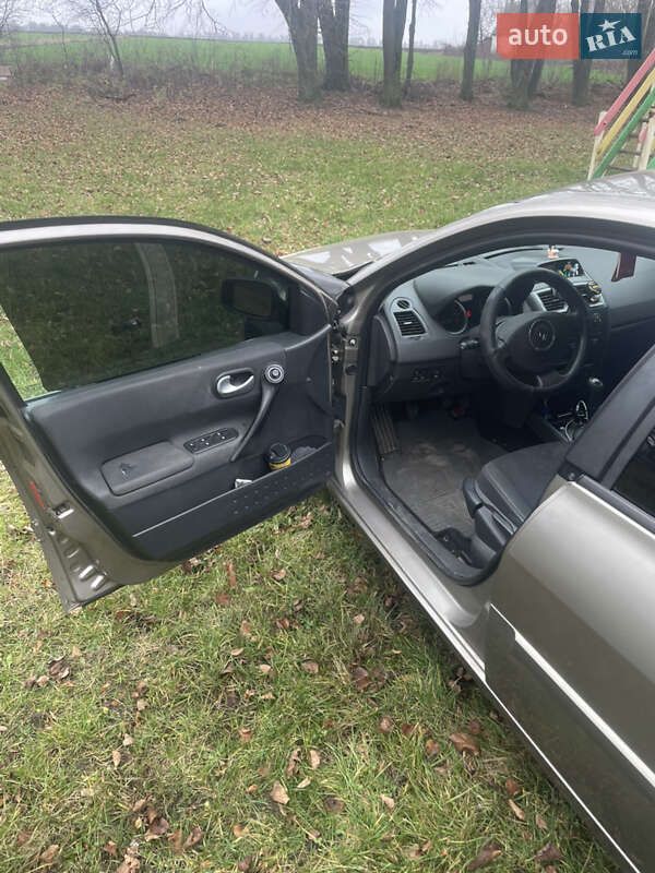 Седан Renault Megane 2008 в Киеве фото 3 Седан Renault Megane 2008 в Киеве