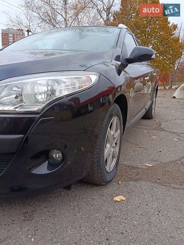 Універсал Renault Megane 2011 в Полтаві фото 27 Універсал Renault Megane 2011 в Полтаві